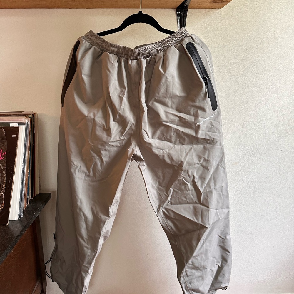 MKI MIYUKI ZOKU Men's Gray Pants